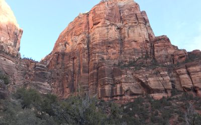 Explore the Beauty of Zion National Park: 10 Must-Do Hikes